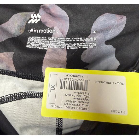 All In Motioin Womens Ankle Legging Black Purple Floral Athleisure Yoga NWT New - Picture 7 of 7